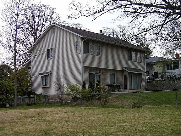 4th image of 640 Nirk Ave