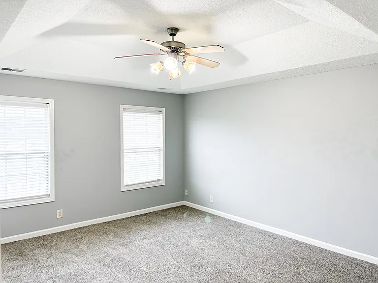 2604 Sugarhill Ct — Photo 12