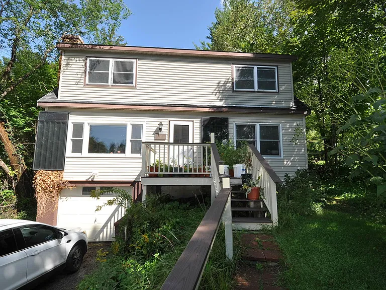 293 Barnumville Rd — Photo 3