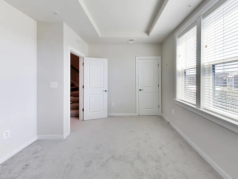 16212 Bushwick Pl — Photo 20