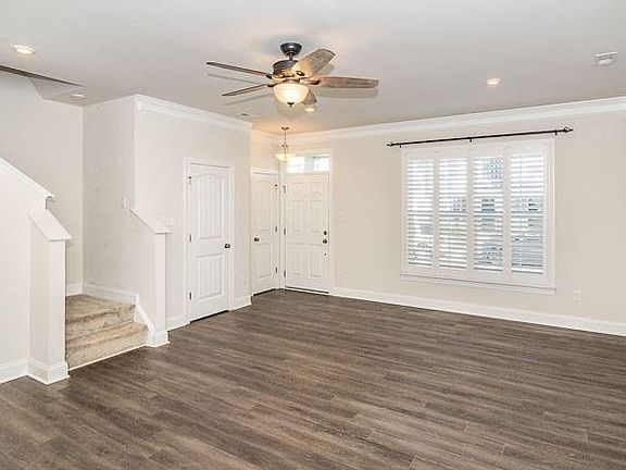 3rd image of 6120 Bowline Ln
