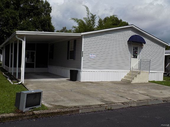 FRONT VIEW OF HOME
