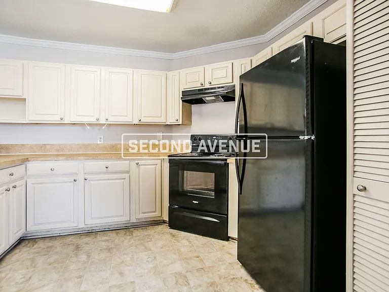 4102 Angol Pl — Photo 3