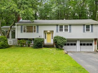 18 Lothrop Rd, Acton, MA 01720