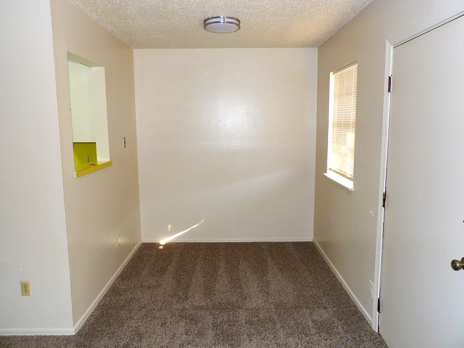 1 bed, 550 sqft, $520 — Photo 3