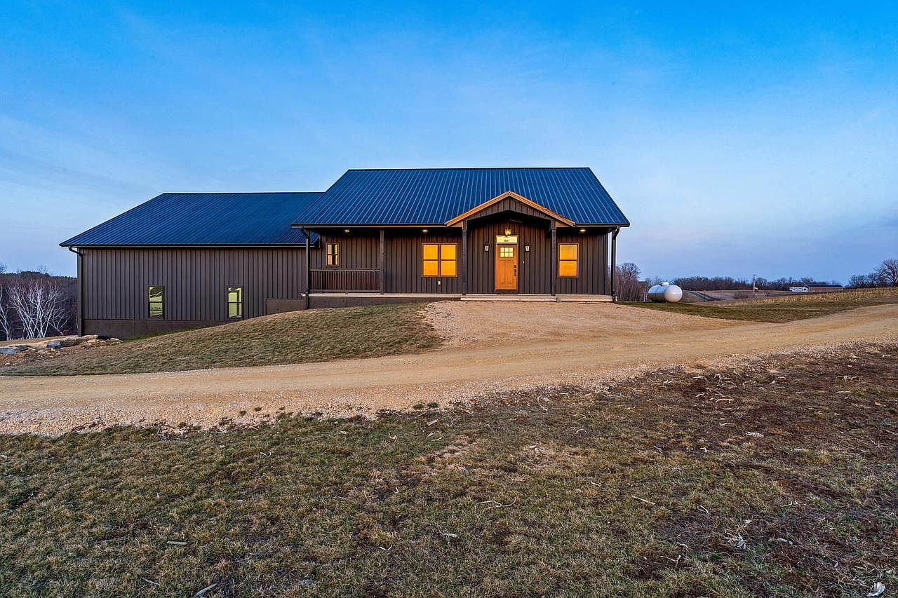 E4984 Role COURT, Chaseburg, WI 54621 MLS 1865947 Zillow