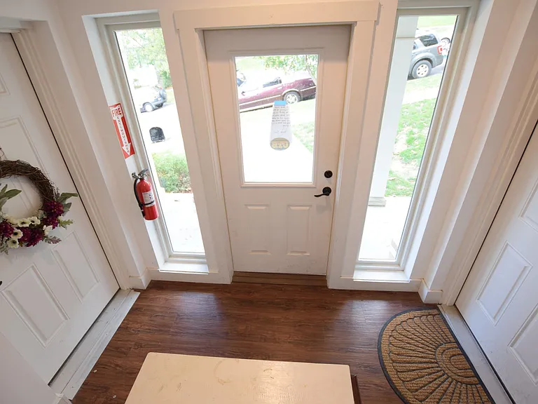 707 E Seneca St. — Photo 41