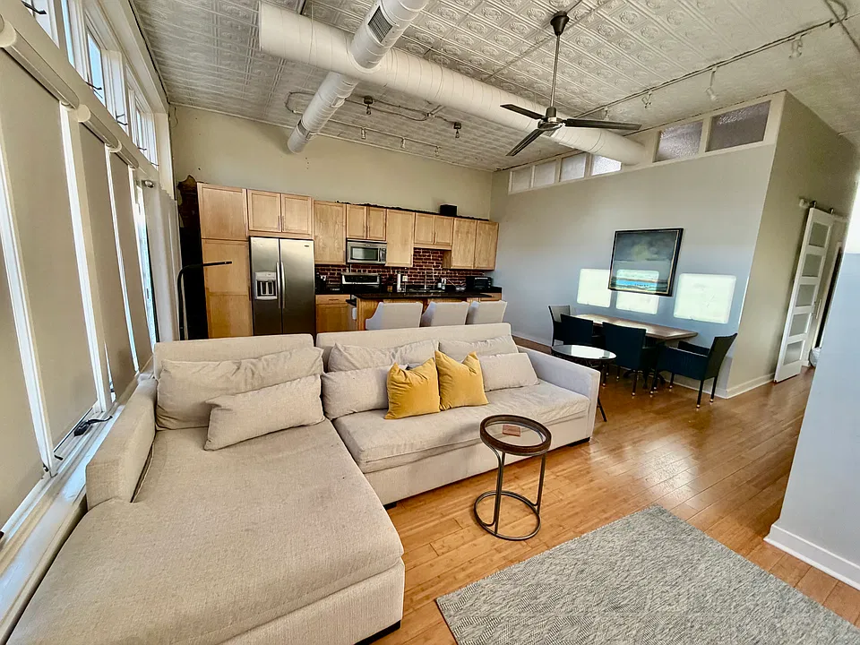 314 S Main St #C