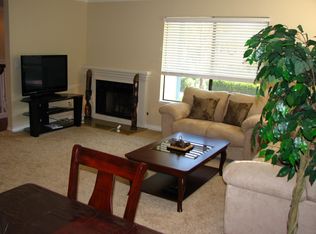 2082 Calabazas Blvd, Santa Clara, CA 95051