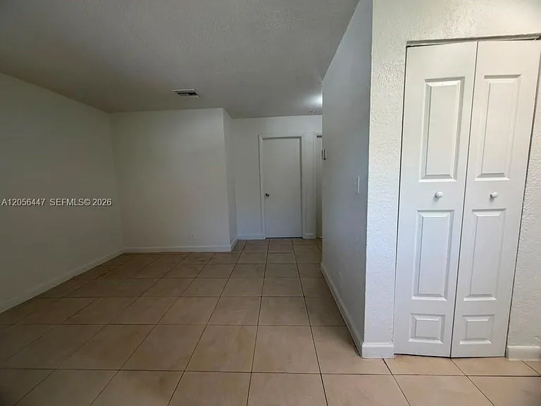 919 NW 2nd Ave #1 — Photo 11