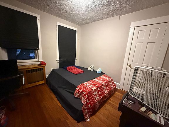4th image of 3178 Waterbury Ave #2AB