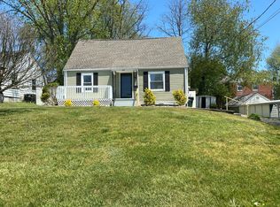 207 Douglas St, Bristol, VA 24201