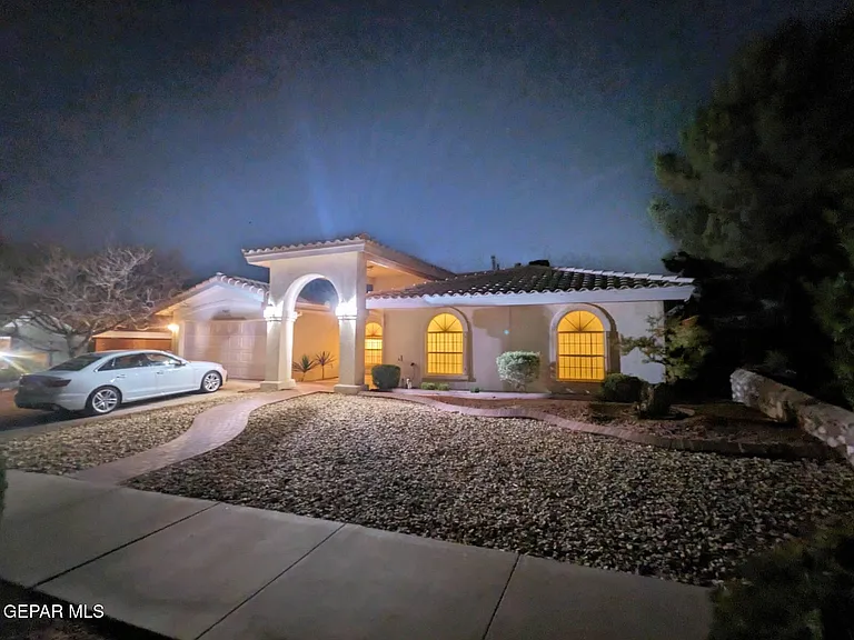 7417 Mission Viejo Dr — Photo 26