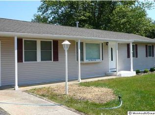 110 Shelley Ln, Bayville, NJ 08721