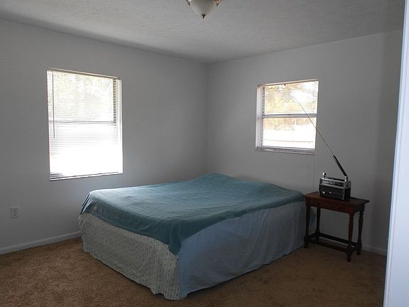 4th image of 5350 SE 137th Pl