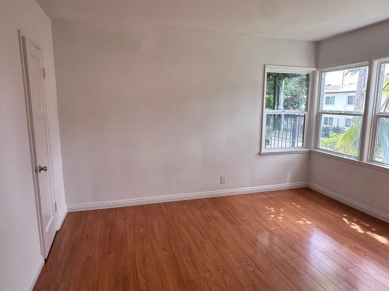8017 Selma Ave — Photo 26