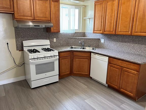 5th image of 25218 Loytan St APT C