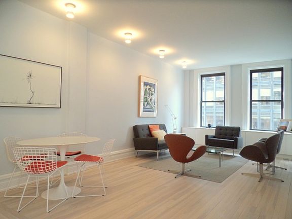 4th image of 205 W 54th St APT 10C