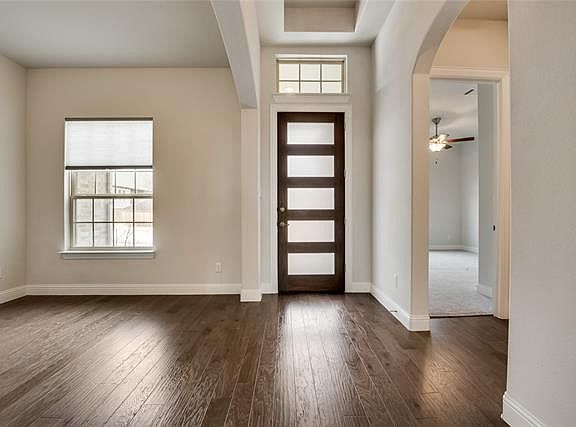 4th image of 400 Headwaters Dr