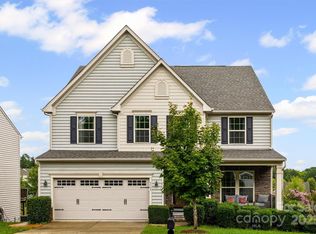 5709 Selkirkshire Rd, Charlotte, NC 28278