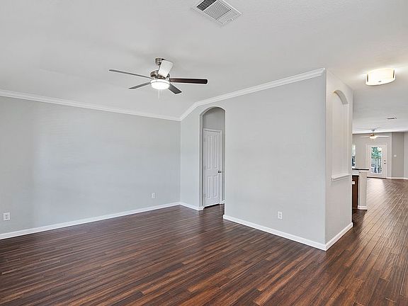 3rd image of 124 Tarbox Brown Dr