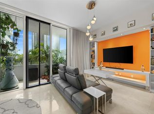 City 24, Miami, FL 33137