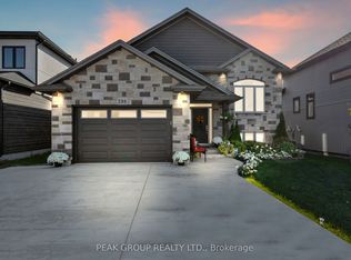 398 Aqueduct St, Welland, ON L3C 0H3