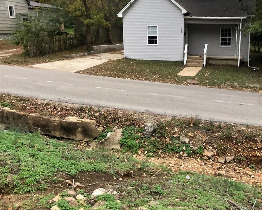 1st image of 1313 N 10th St