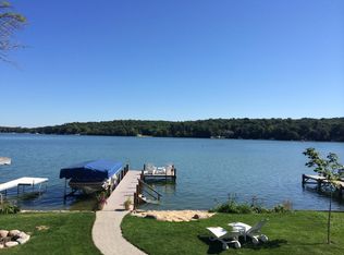 1557 Milwaukee St, Delafield, WI 53018