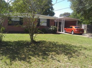 6236 Syringa Ln, Jacksonville, FL 32211