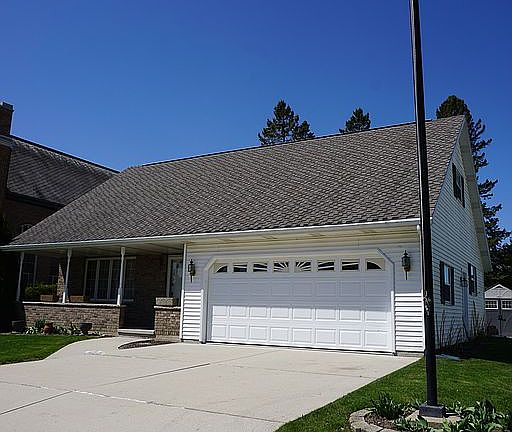 Custom made flag pole