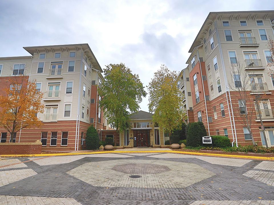 1st image of 2765 Centerboro Dr APT 465