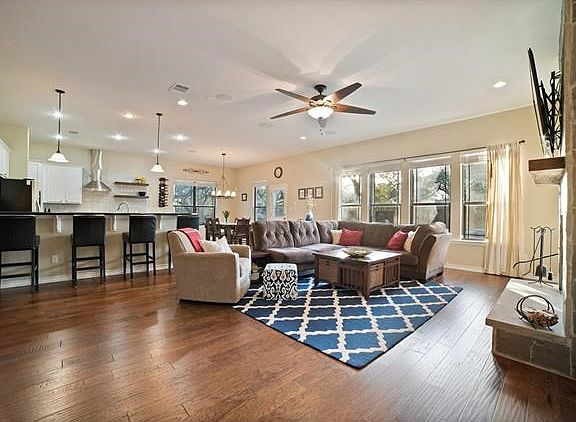 Open, Inviting Family Room adjoining to Kitchen