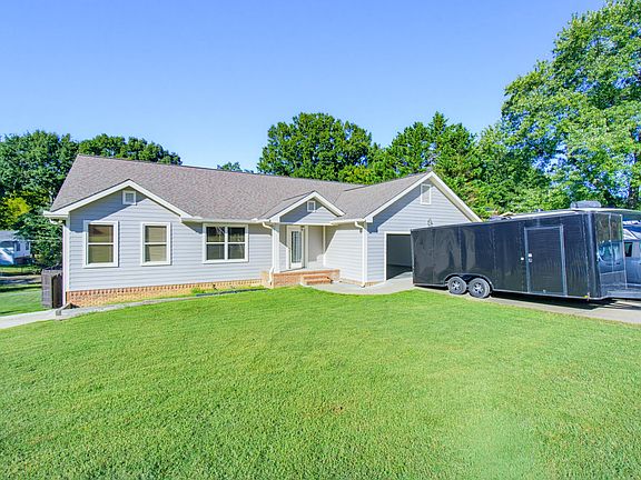 2nd image of 2313 Lakesite Dr