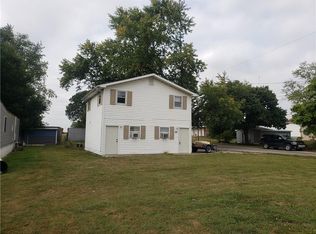 201 Ashmore Rd, Oakland, IL 61943