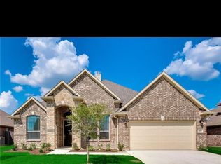 103 Holly St, Waxahachie, TX 75165