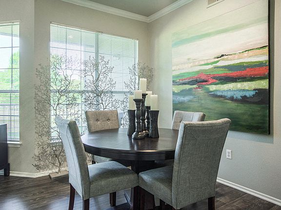 Open Floorplan with Designed Dining Area Space