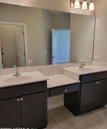 5th image of 334 Pine Bluff Dr