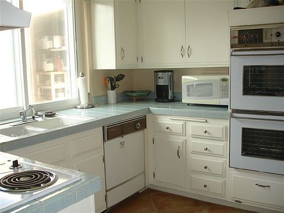 3rd image of 3500 W Manchester Blvd Unit 215