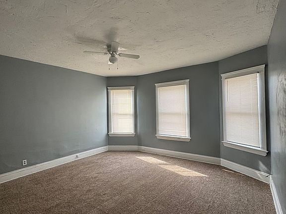 5th image of 3821 E 55th St APT 4