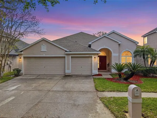 18733 Chopin Dr, Lutz, FL 33558