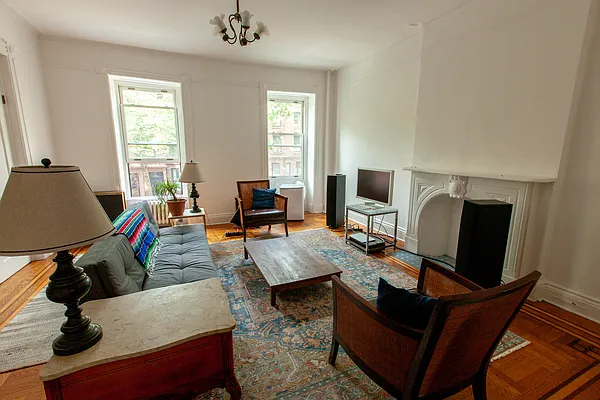 Rented by Mottier Enterprises Ltd. | media 32