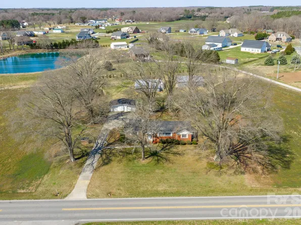 5803 Morgan Mill Rd, Monroe, NC 28110