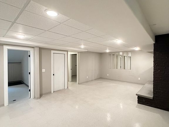2nd image of 1742-1744 NE 48th Ave #Basement