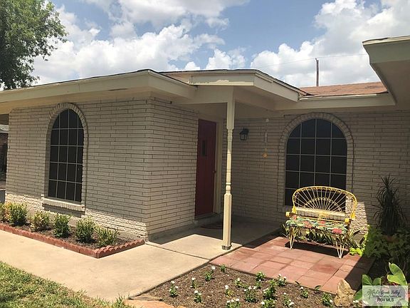 2nd image of 22989 Hancock Dr