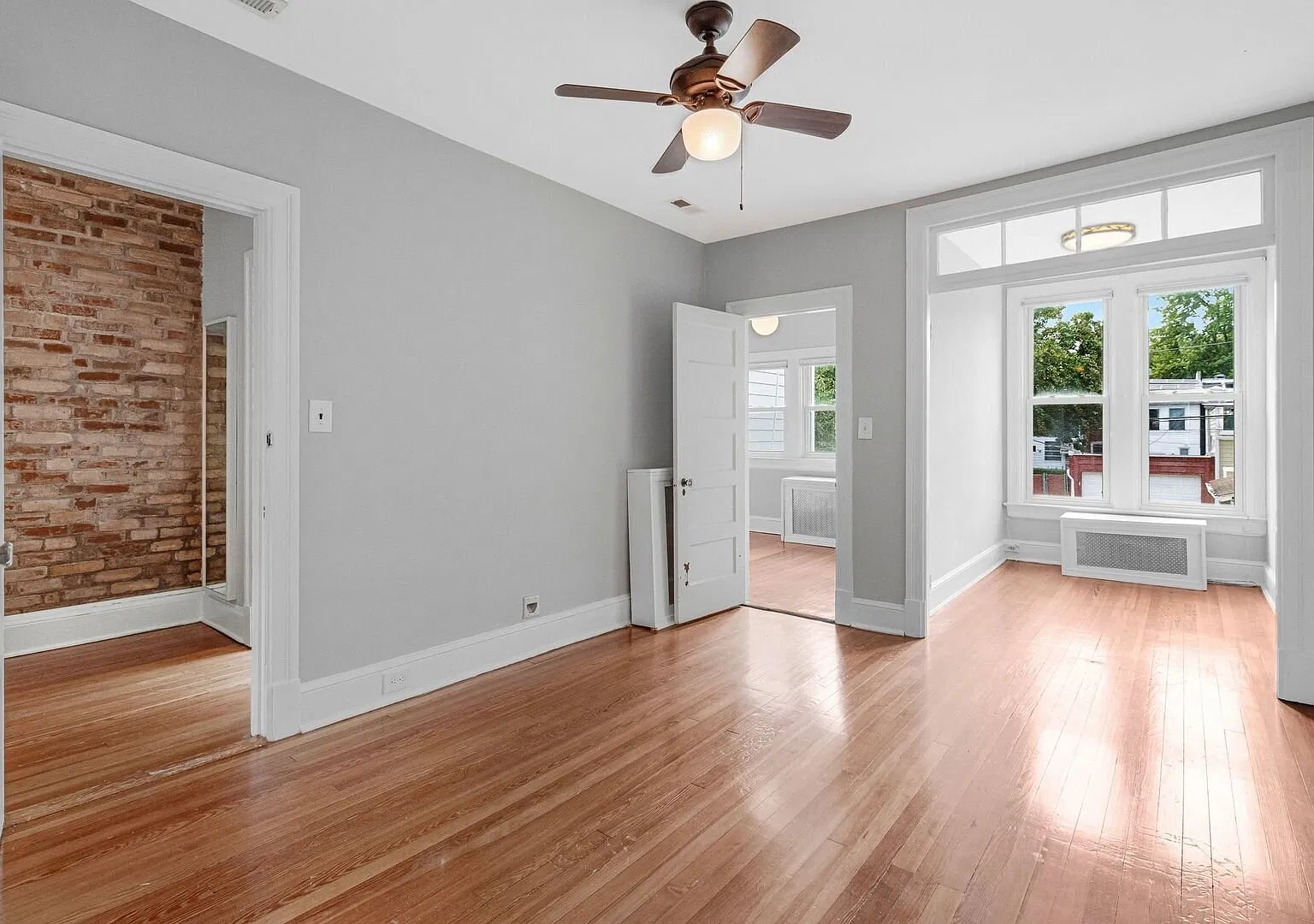 Beautiful Petworth Rowhome with Backyard and Parking! — Photo 1