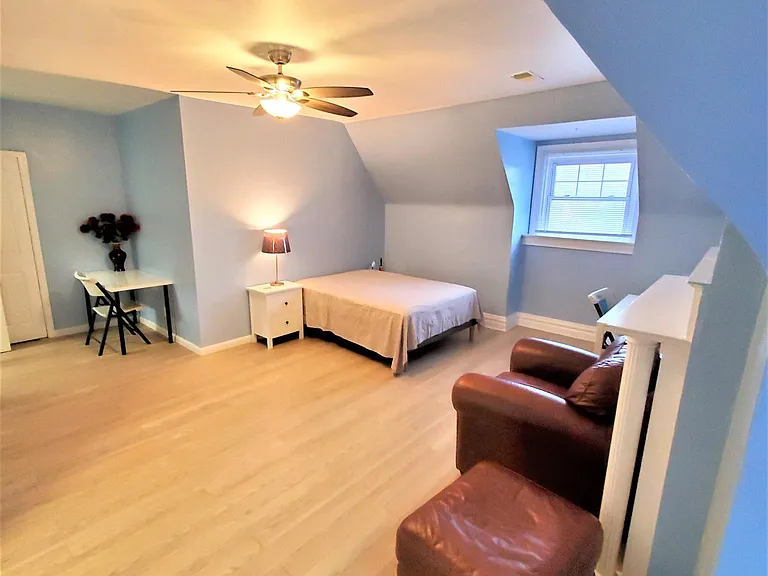 138 Stratford Ave #3 — Photo 9