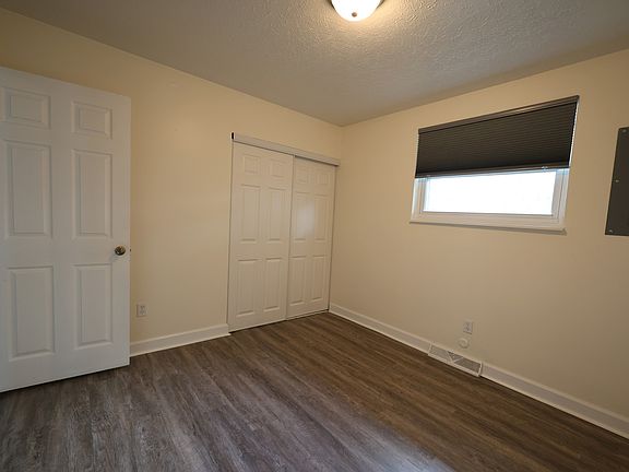 3rd image of 1504 Coventry Rd #2