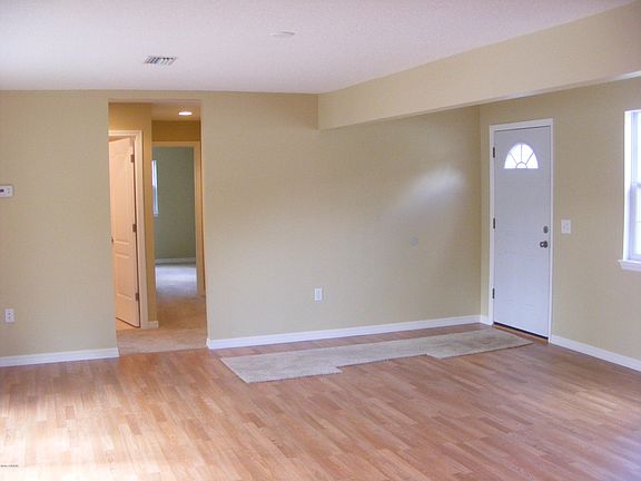 5th image of 869 N Nixon Ln