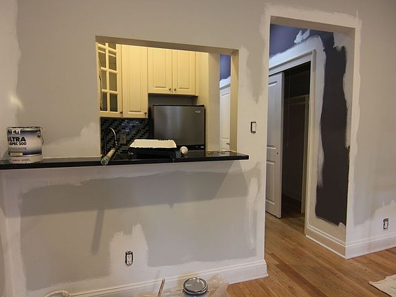 3rd image of 321 E 66th St APT 3H